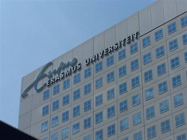 Erasmus Universiteit kiest voor Lichtreclame van Haaxman