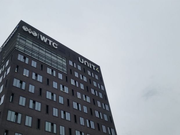 Utrecht WTC is ook voorzien van gevelreclame door Haaxman Lichtreclame